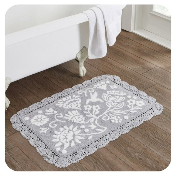NWT Pioneer Woman Mazie Two-Color Floral Crochet Soft Silver Bath Rug 20"x32" - Picture 1 of 6